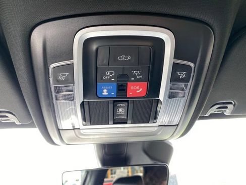 Used 2025 RAM 1500 Laramie w/ Sport Appearance Package AWD/4WD image 20
