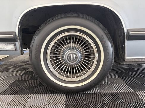 Used 1990 Mercury Grand Marquis LS RWD image 19