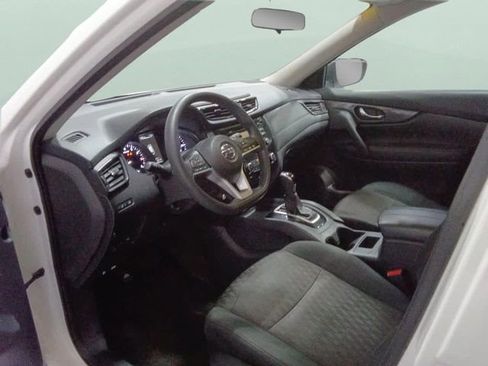 Used 2017 Nissan Rogue S AWD/4WD image 12