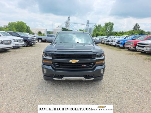 Used 2018 Chevrolet Silverado 1500 LT w/ All Star Edition AWD/4WD image 8