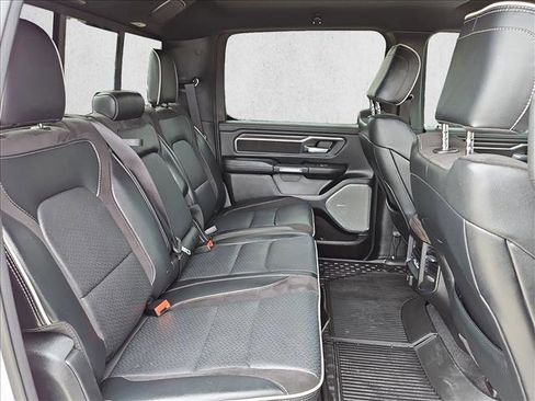 Used 2025 RAM 1500 Laramie AWD/4WD image 18