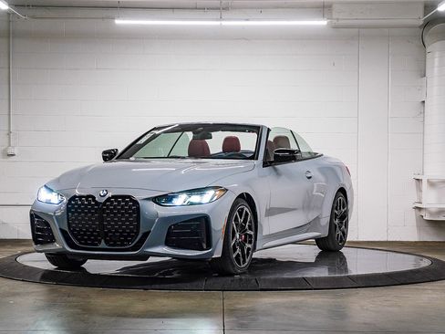 New 2026 BMW 430i Convertible w/ M Sport Package image 3