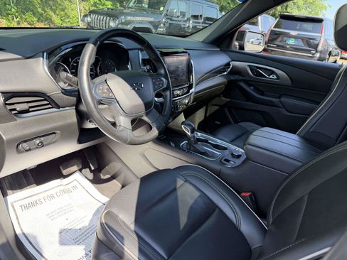 Certified 2023 Chevrolet Traverse Premier w/ Redline Edition AWD/4WD image 11
