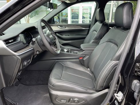 New 2026 Jeep Grand Cherokee L Limited AWD/4WD image 3