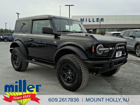 Certified 2022 Ford Bronco Wildtrak image 1