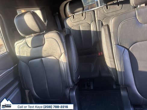 Used 2021 Jeep Grand Cherokee L Overland w/ Luxury Tech Group IV image 24