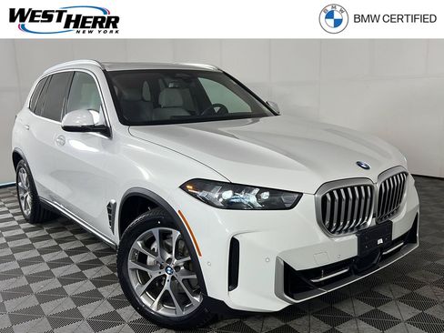 Used 2024 BMW X5 xDrive40i AWD/4WD image 1
