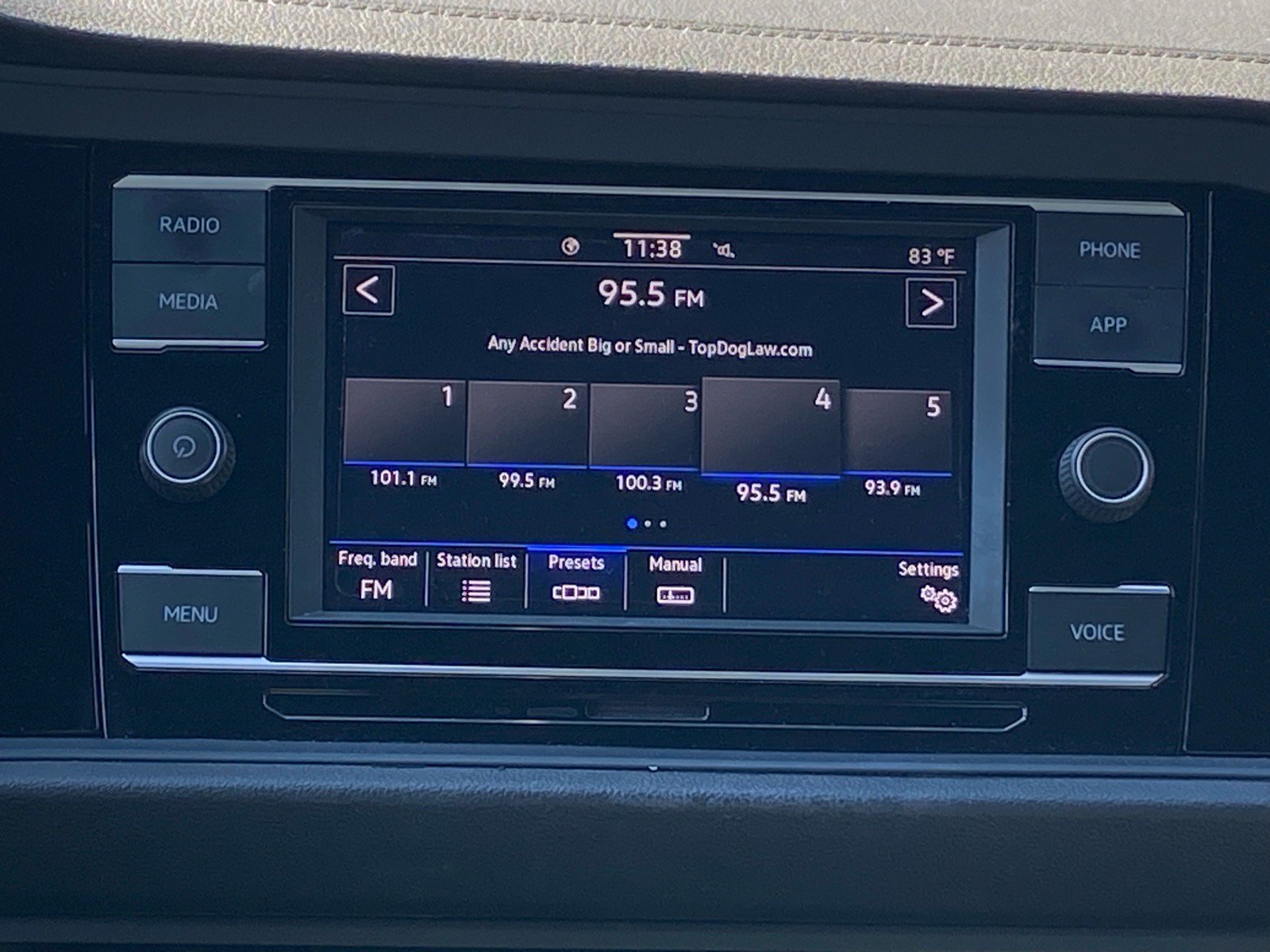 Certified 2023 Volkswagen Jetta Sport FWD image 6
