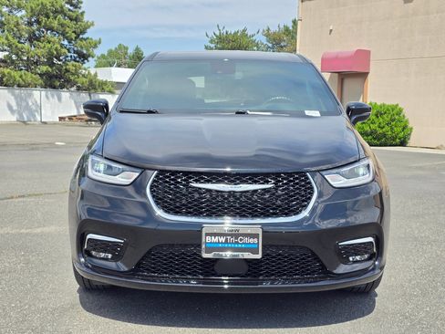 Used 2026 Chrysler Pacifica Select AWD/4WD image 36