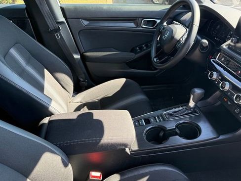 Used 2024 Honda Civic Sport image 22