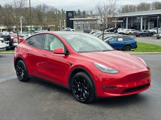 Used 2023 Tesla Model Y Long Range video 1