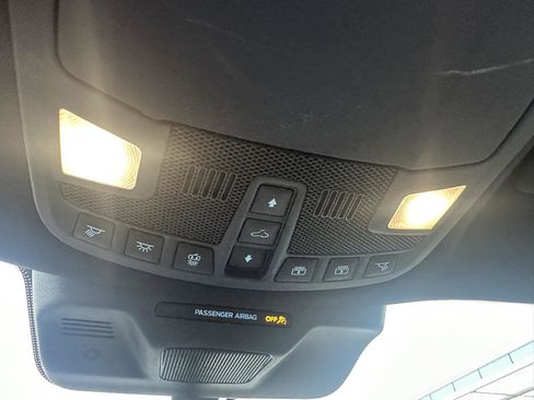 Used 2023 Ford Expedition Limited image 14