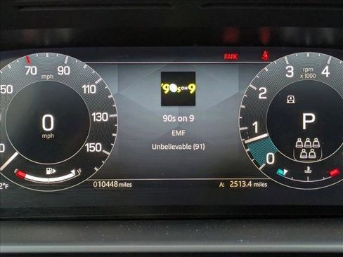 Used 2024 Land Rover Discovery Dynamic SE AWD/4WD image 11