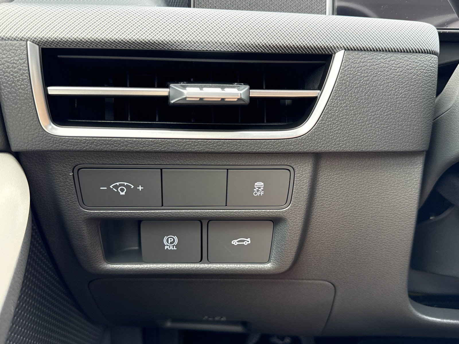 New 2026 Hyundai Sonata SEL FWD image 17
