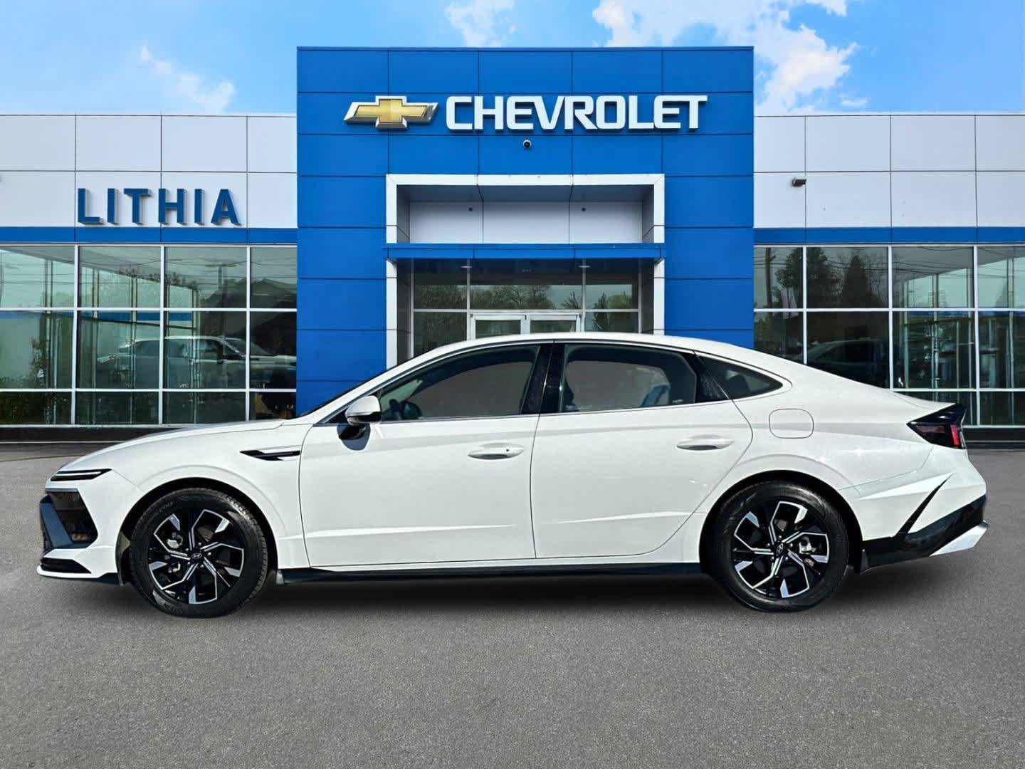 Used 2025 Hyundai Sonata SEL AWD/4WD image 5