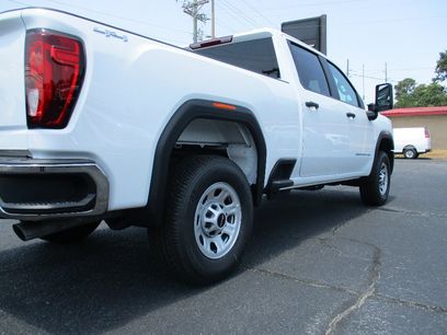 New 2026 GMC Sierra 2500 Pro w/ 1SA Pro Safety Plus Package