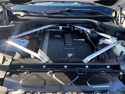 Used 2022 BMW X5 sDrive40i w/ Premium Package image 31