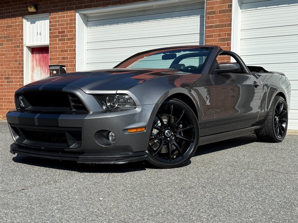 Used 2013 Ford Mustang Shelby GT500 RWD image 6