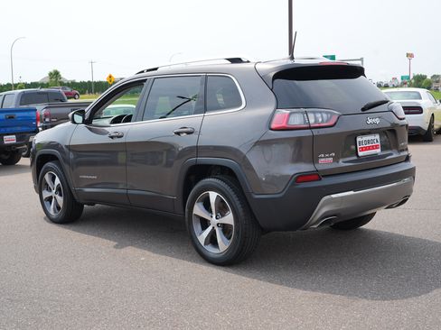Used 2020 Jeep Cherokee Limited AWD/4WD image 5