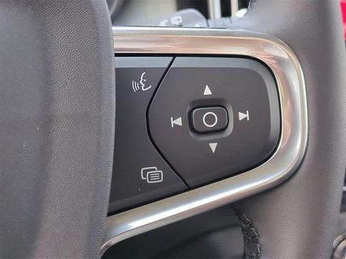 New 2026 Volvo XC40 B5 Core w/ Protection Package Premier image 24