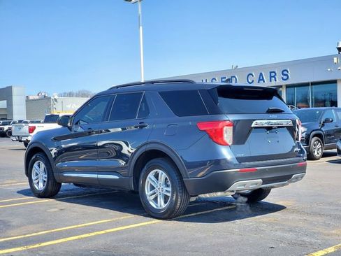 Used 2024 Ford Explorer XLT w/ Equipment Group 202A AWD/4WD image 3