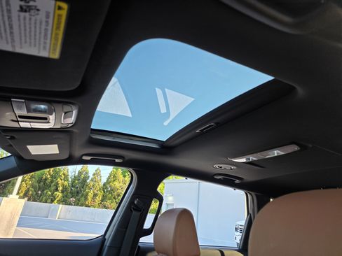 Used 2025 Kia Telluride EX X-Line image 13