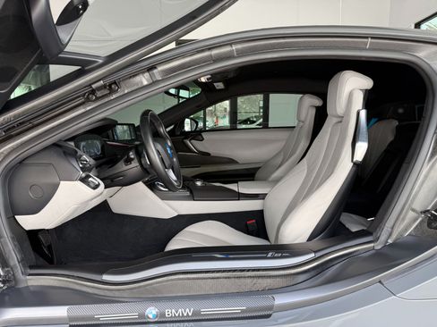 Used 2015 BMW i8 AWD/4WD image 23