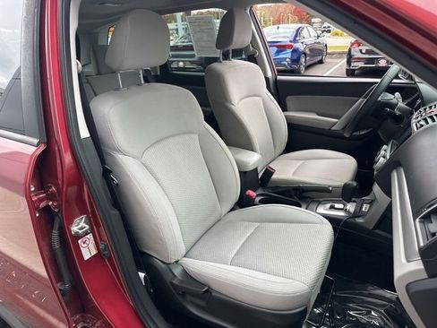 Used 2018 Subaru Forester 2.5i Premium image 35
