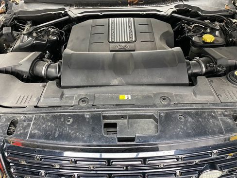 Used 2015 Land Rover Range Rover Supercharged AWD/4WD image 29
