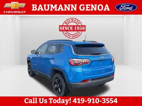 Used 2019 Jeep Compass Latitude image 11