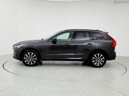 Certified 2025 Volvo XC60 B5 Plus image 8