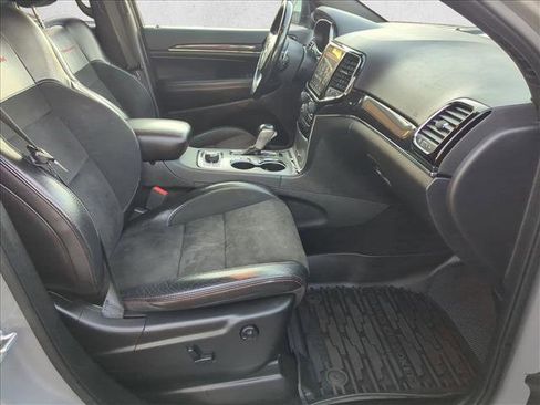 Used 2020 Jeep Grand Cherokee Trailhawk image 22