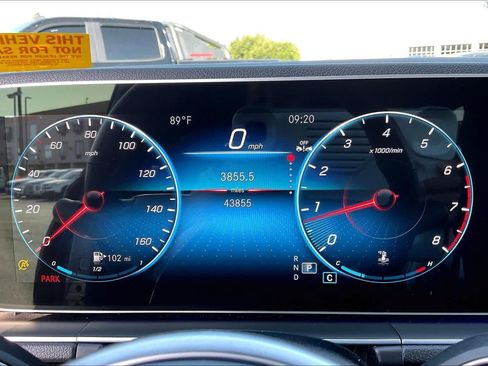 Used 2023 Mercedes-Benz GLE 350 4MATIC image 23