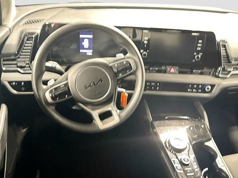 Used 2023 Kia Sportage LX AWD/4WD image 19