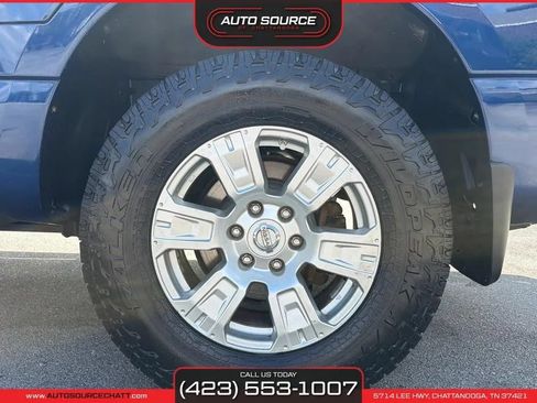 Used 2017 Nissan Titan SV AWD/4WD image 15