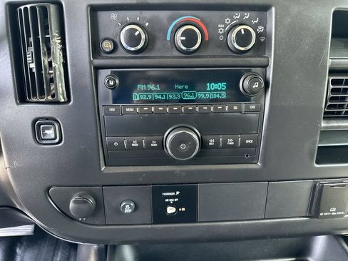 Certified 2017 Chevrolet Express 2500 w/ Express Access Plus Package RWD image 32