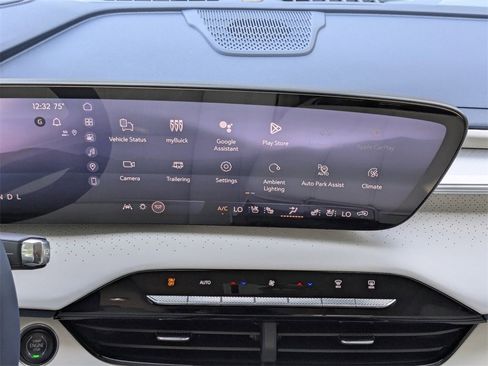 New 2026 Buick Enclave Avenir image 19