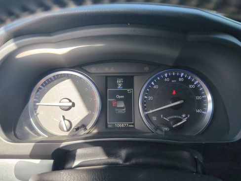 Used 2015 Toyota Highlander XLE FWD image 12