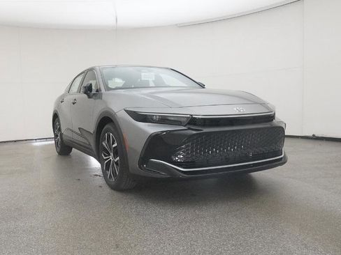 New 2026 Toyota Crown XLE image 33