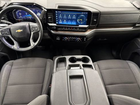 Used 2024 Chevrolet Silverado 1500 LT image 21