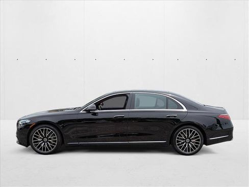 New 2025 Mercedes-Benz S 580 4MATIC Sedan image 5