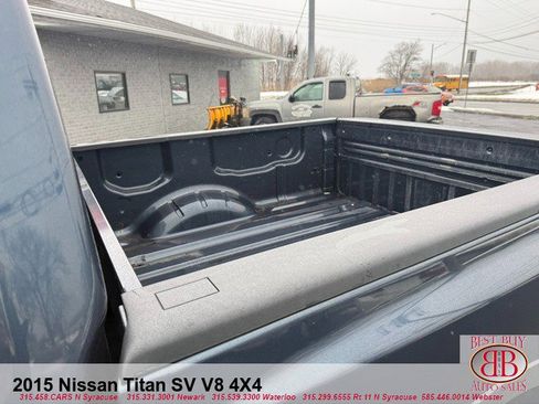 Used 2015 Nissan Titan SV image 11