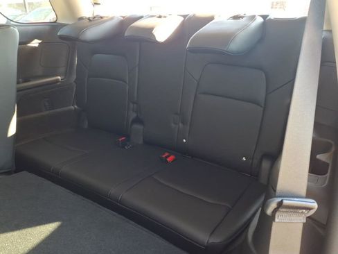 New 2026 Nissan Pathfinder SL image 30