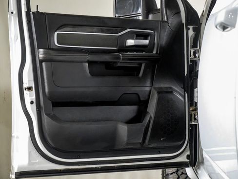 Used 2023 RAM 2500 Lone Star w/ Night Edition image 32