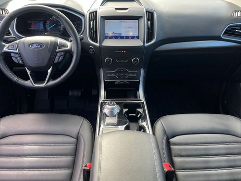 Used 2020 Ford Edge SEL image 21