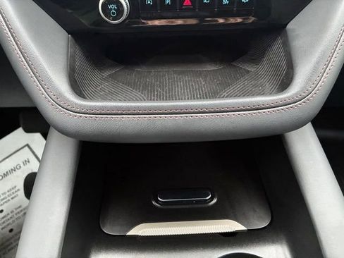 Certified 2025 Ford Explorer Active image 25