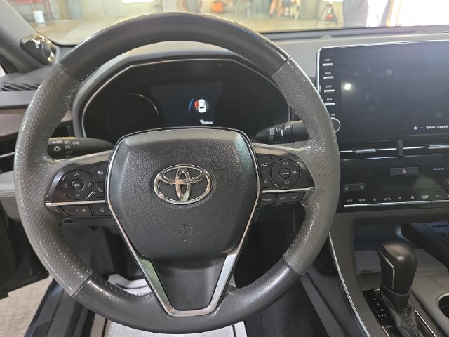 Used 2019 Toyota Avalon Limited w/ Advanced Safety Package FWD image 14