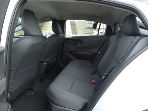 New 2026 Toyota Prius LE image 13