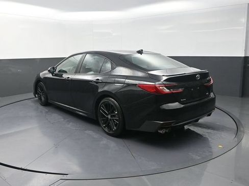 Used 2026 Toyota Camry SE FWD image 6
