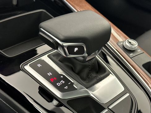 Used 2023 Audi A4 2.0T Premium w/ Convenience Package image 19